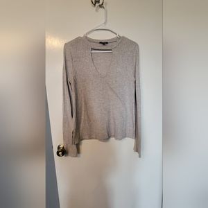 Scoop neck long sleeve
